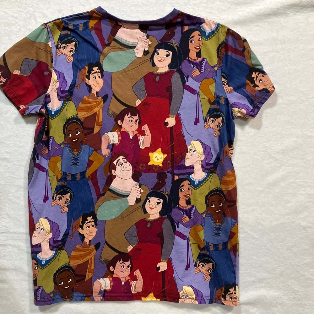 Disney Cakeworthy Wish All Over  Print Adult T-shirt‎ Size Large - Picture 2 of 5
